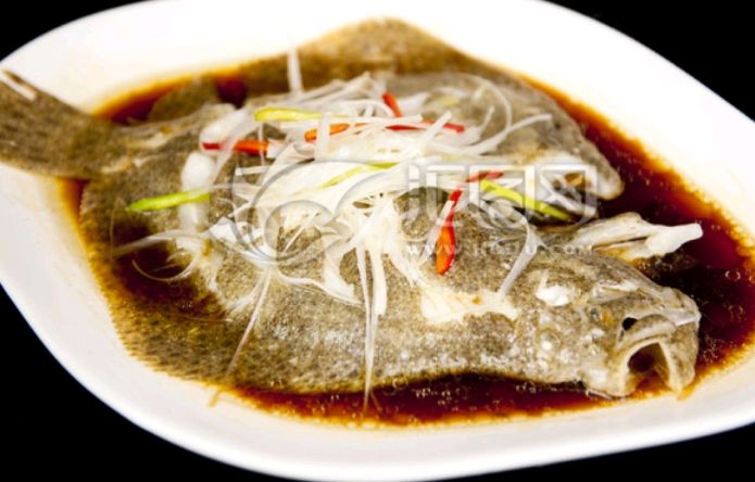 清蒸多宝鱼:鲜美的海洋盛宴