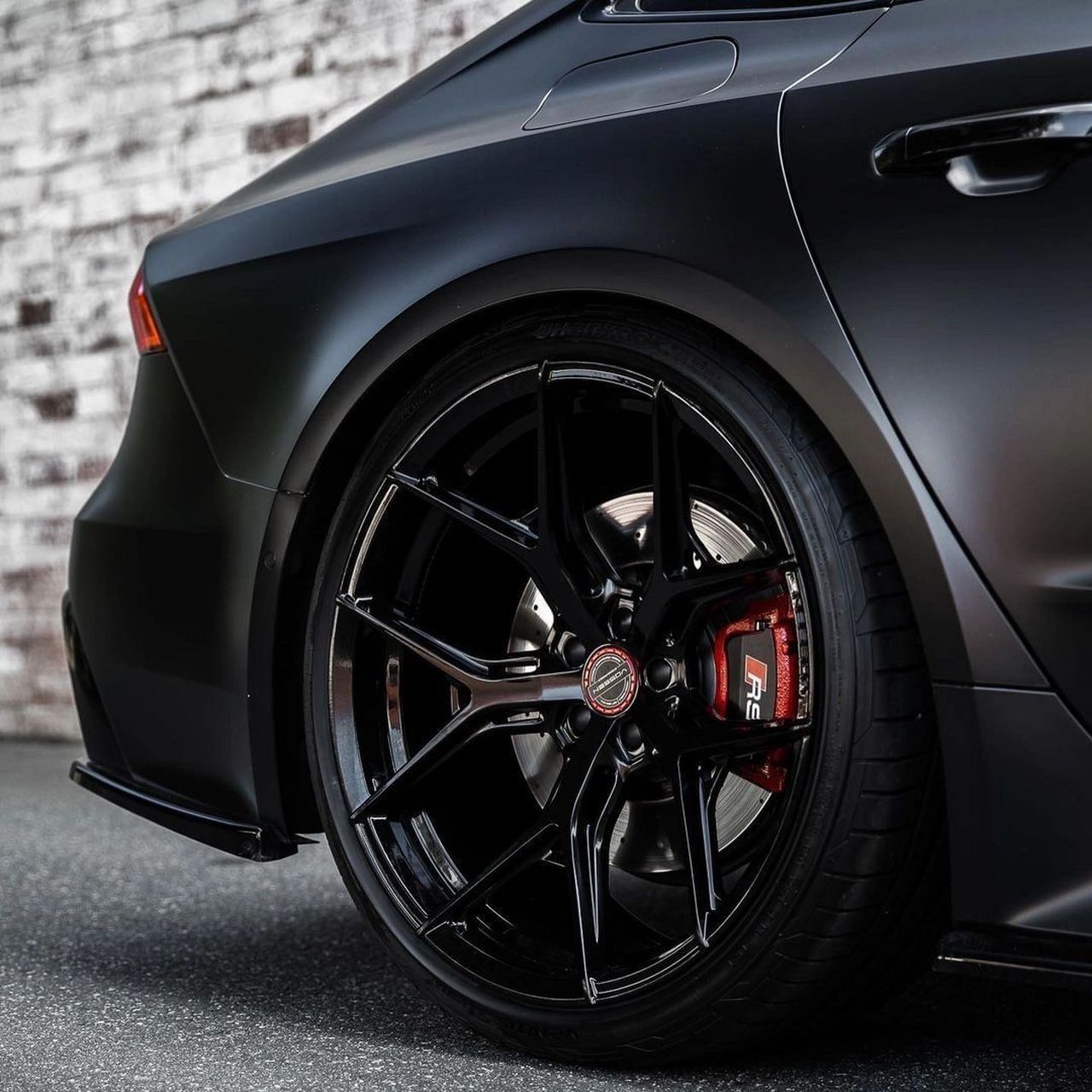 《黑武士系列轿跑车型》 奥迪rs7 sportback 官方指导价:146.