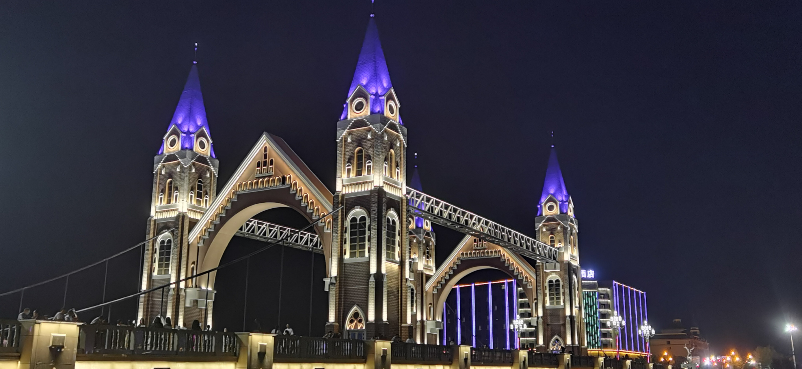 打卡边疆小城布尔津网红桥