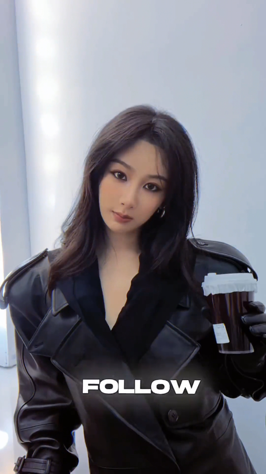 杨紫《红秀》皮衣暗黑风格泰裤辣