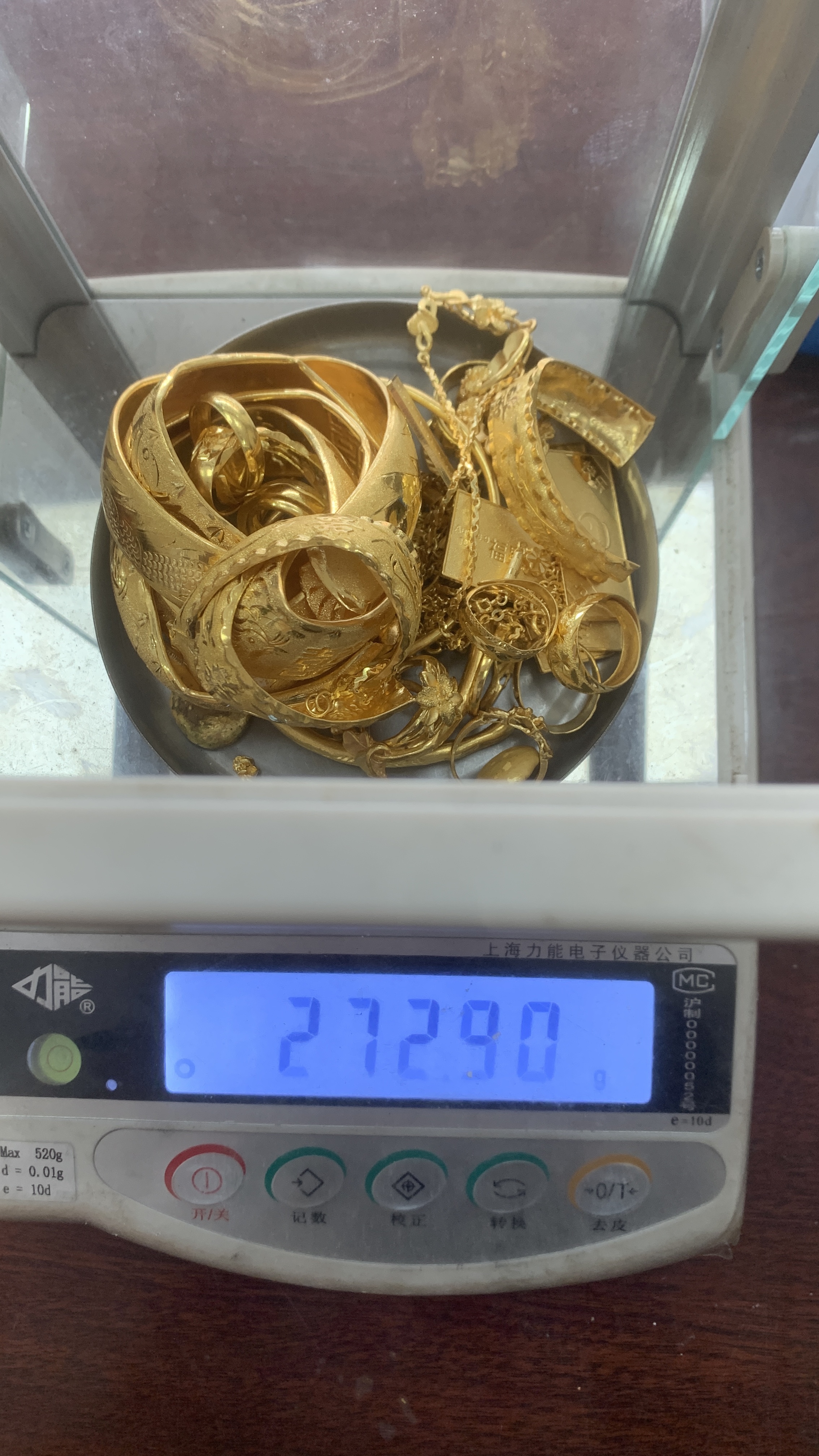 海珠区回收黄金龙凤手镯,怎样买黄金才保值