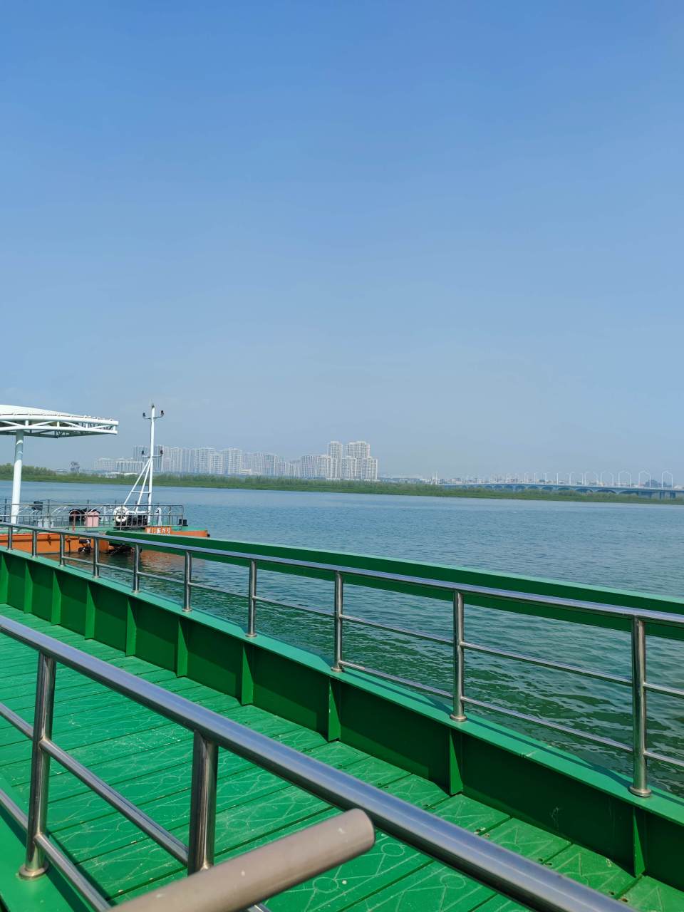 这里是厦门翔安湿地公园,人多景美