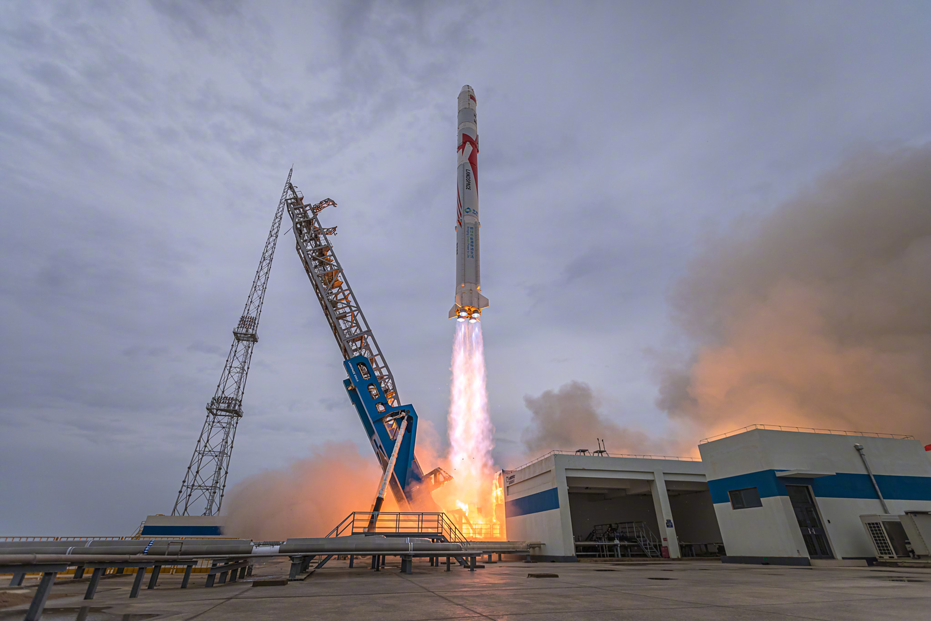 但朱雀的发射成功还有另一个重要意义,那就是中国航天初步培育出了除