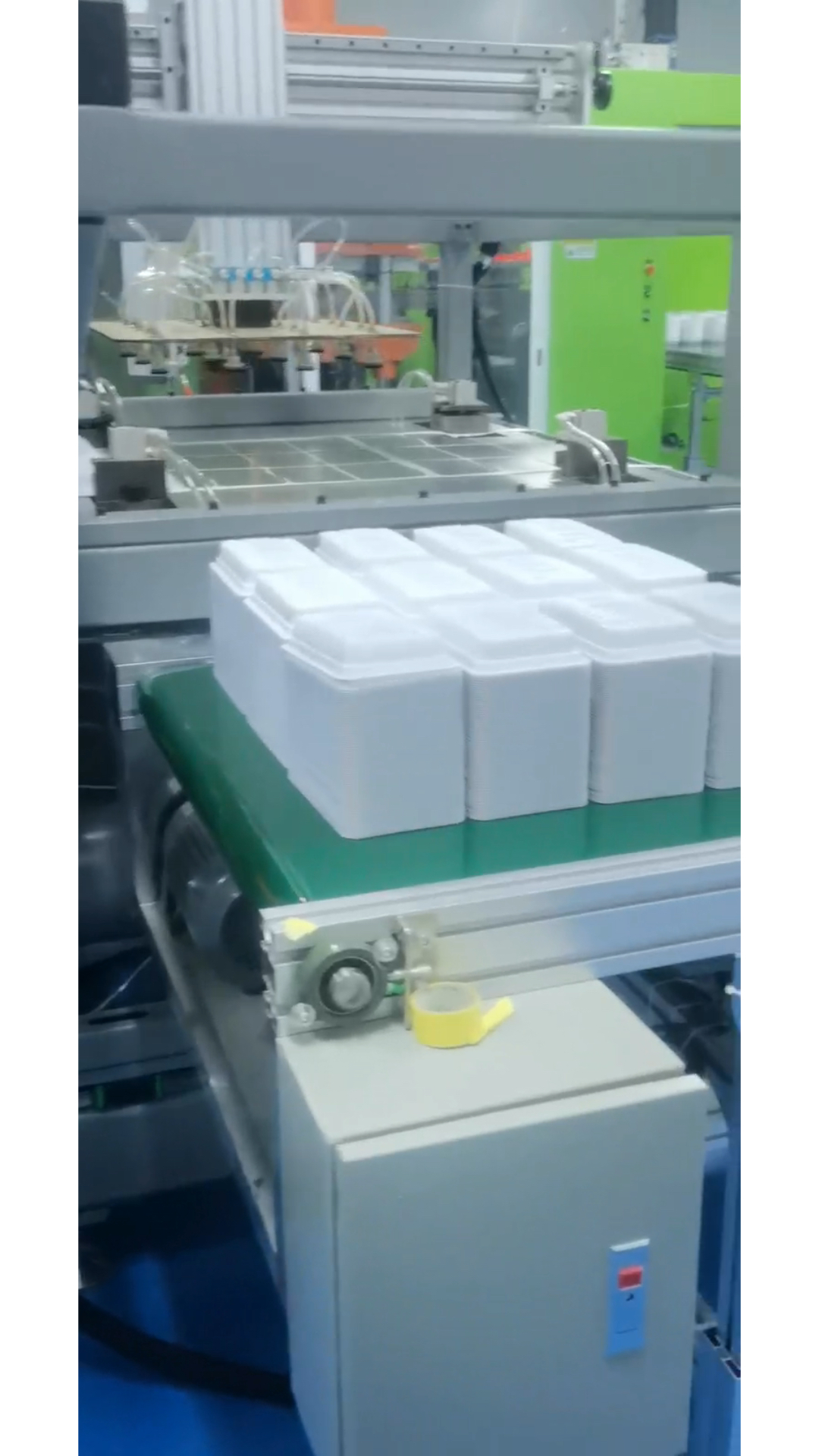 全新一体机生产更精的吸塑包装盒,药用塑料内托.