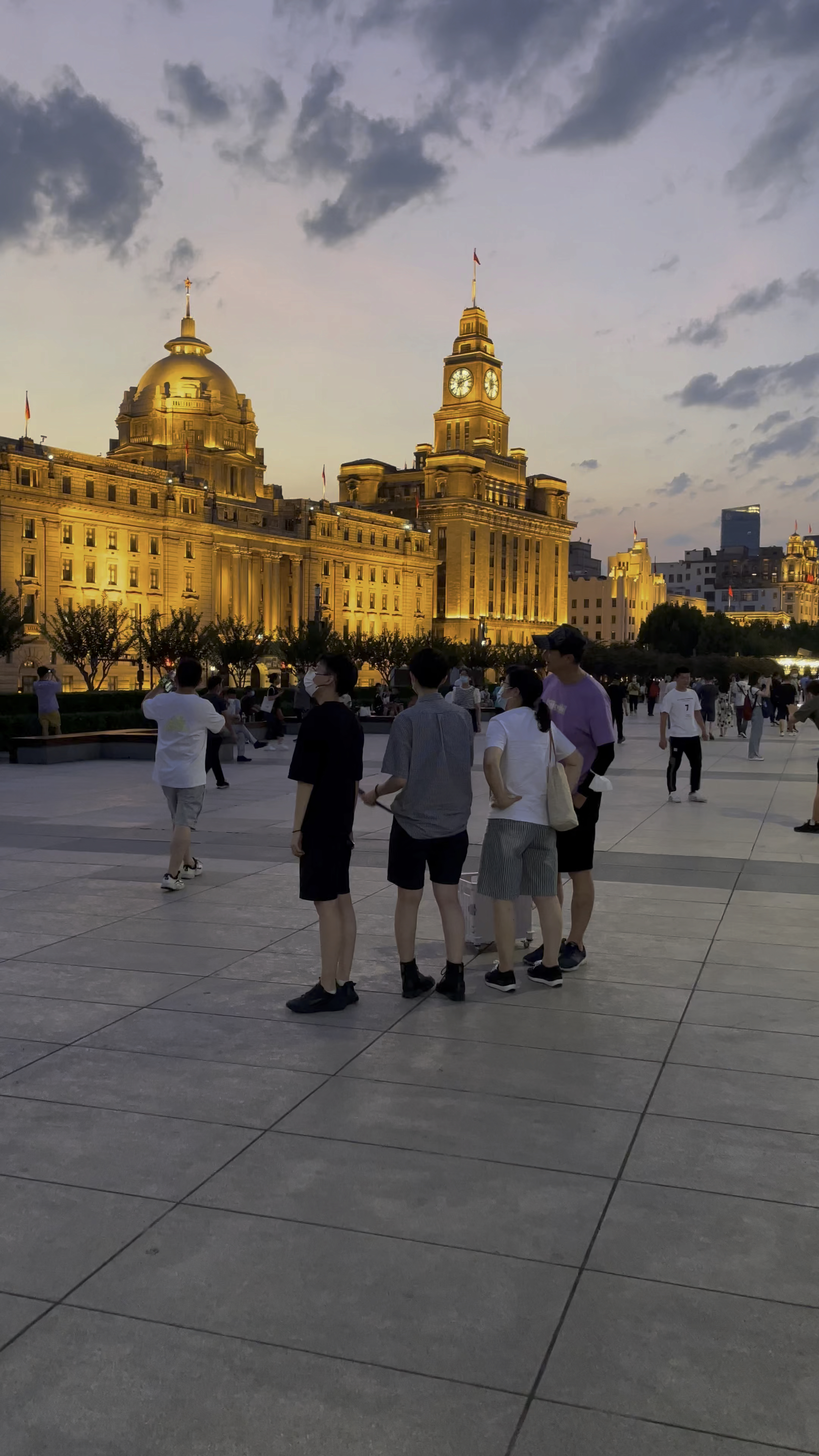 夏日上海外滩黄浦江两岸夜景随拍