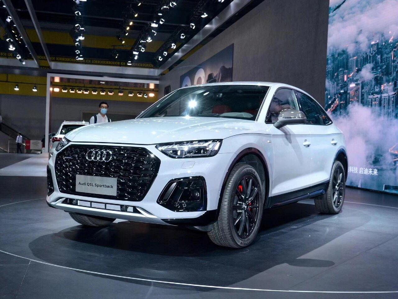 奥迪a5l新车报价及图片(奥迪a5l新车报价2021款)