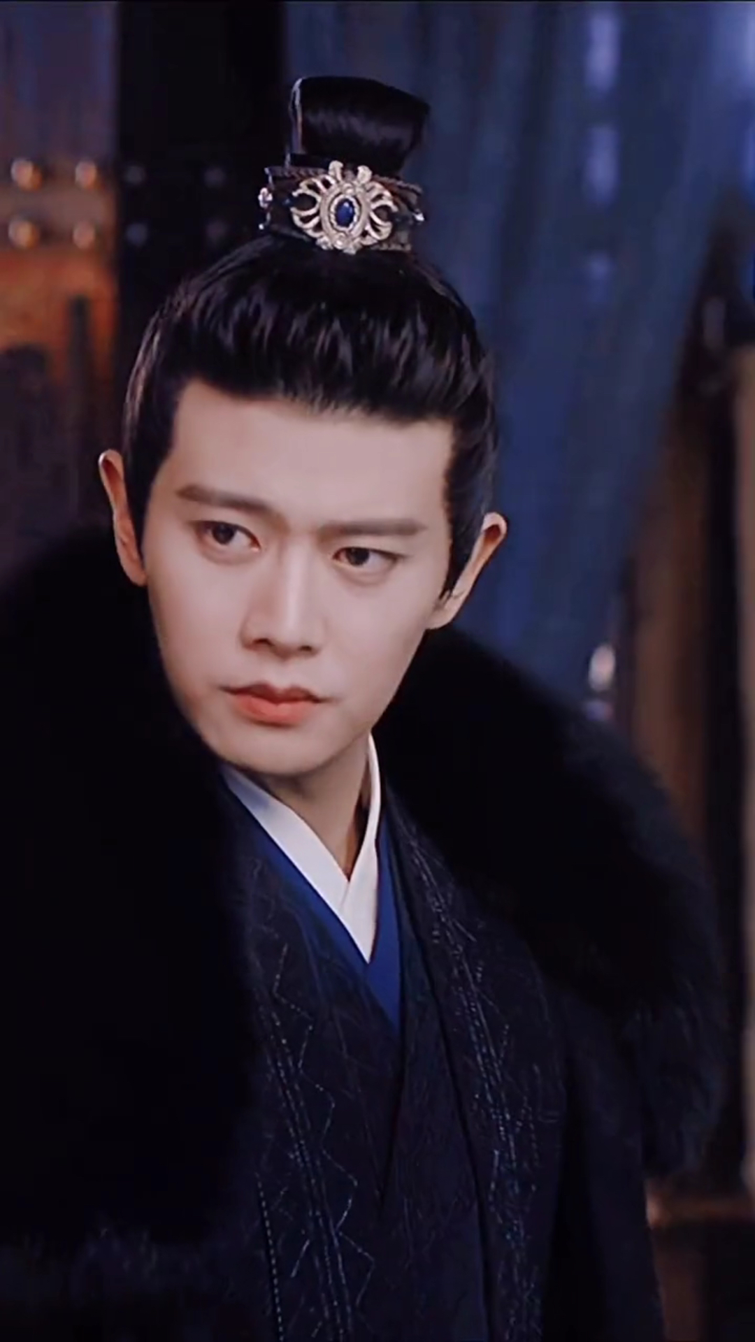 任嘉伦的深色系小南辰王,你们爱了吗?