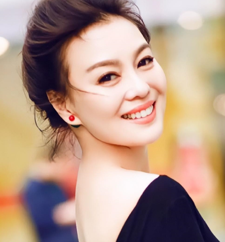 程永新和荣蓉:知名作家与著名女演员幸福的生活