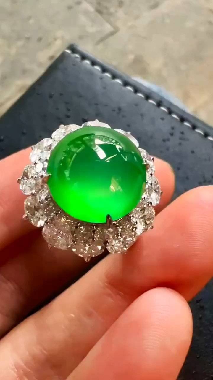 翡翠满绿戒指#天然翡翠#翡翠蛋面#戒面#高冰种