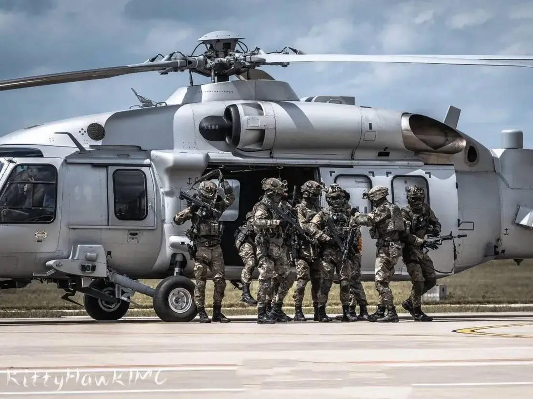 [给力]但凡看看中印边境的新闻,就都知道pla没有变质[得意]