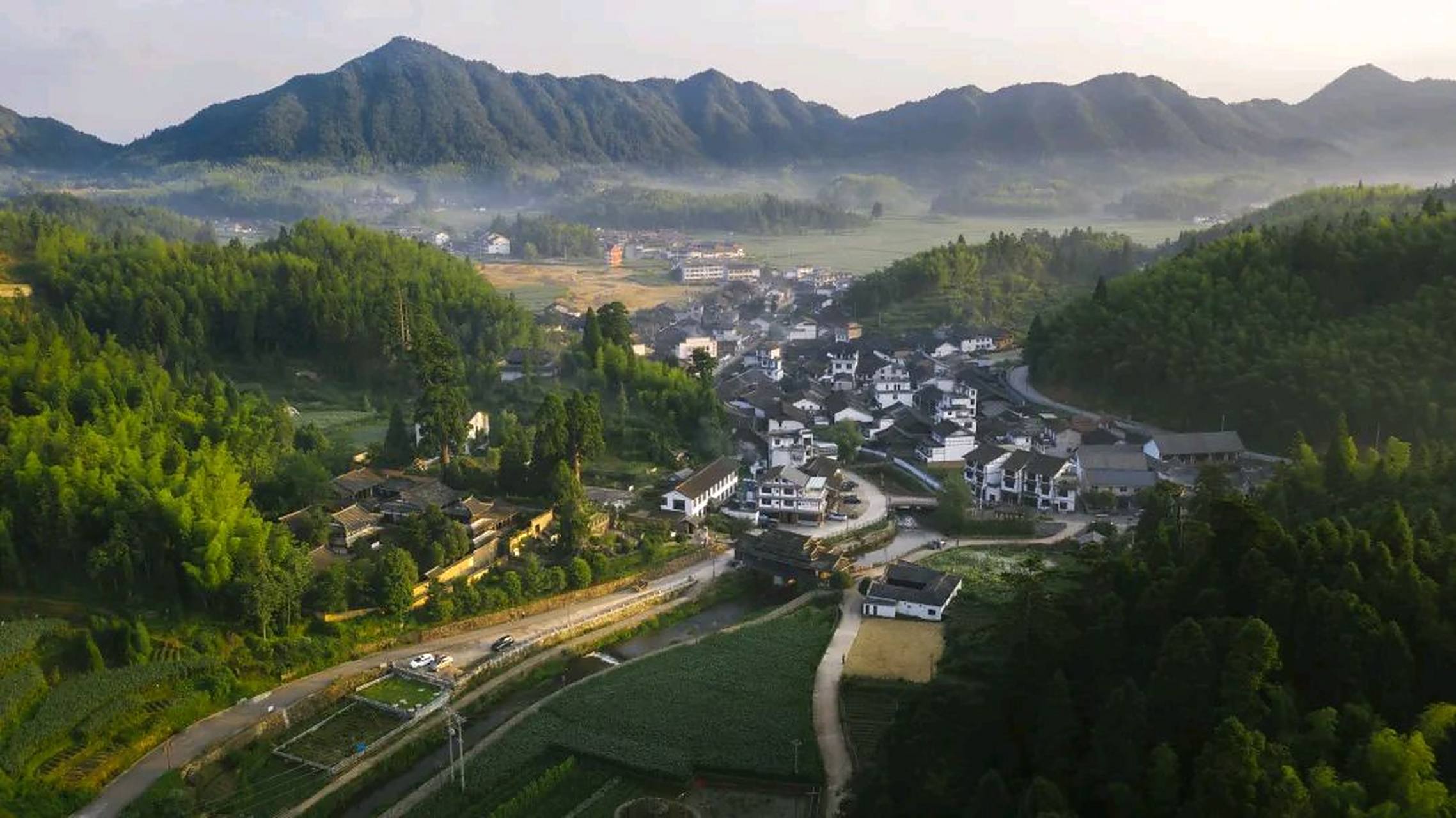 乐享周末分享吧# 大漈村隶属浙江省丽水市景宁县大漈乡,为乡政府所在