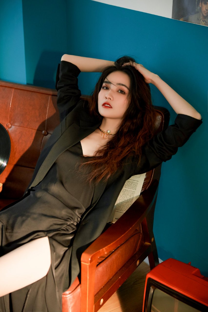 徐璐高清壁纸头像(二十九)[温暖]