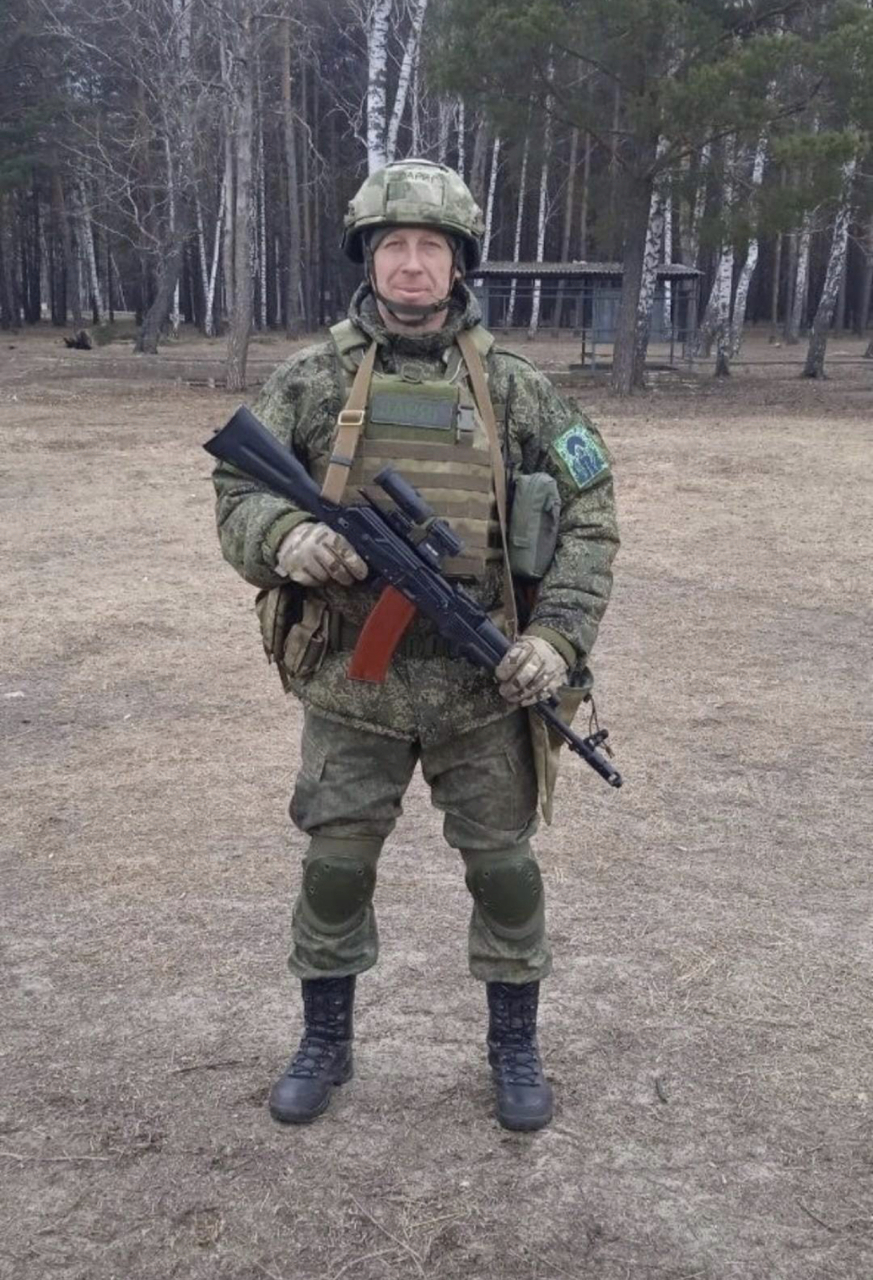 俄罗斯军人埃拉斯特·尤里耶维奇·亚科文科,1970年4月22日出生在普罗