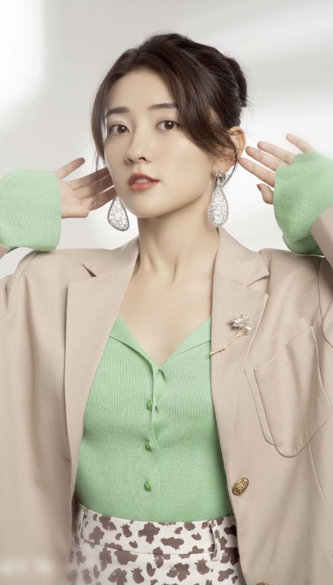 石家庄美女梁洁