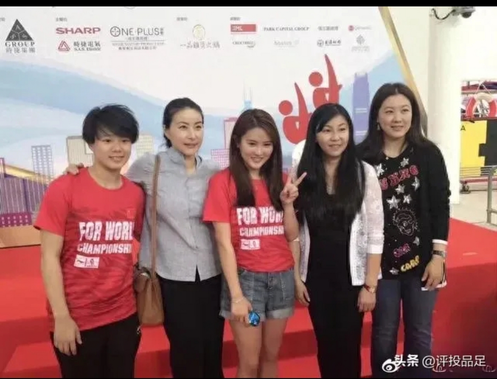 中国五代跳水皇后同框