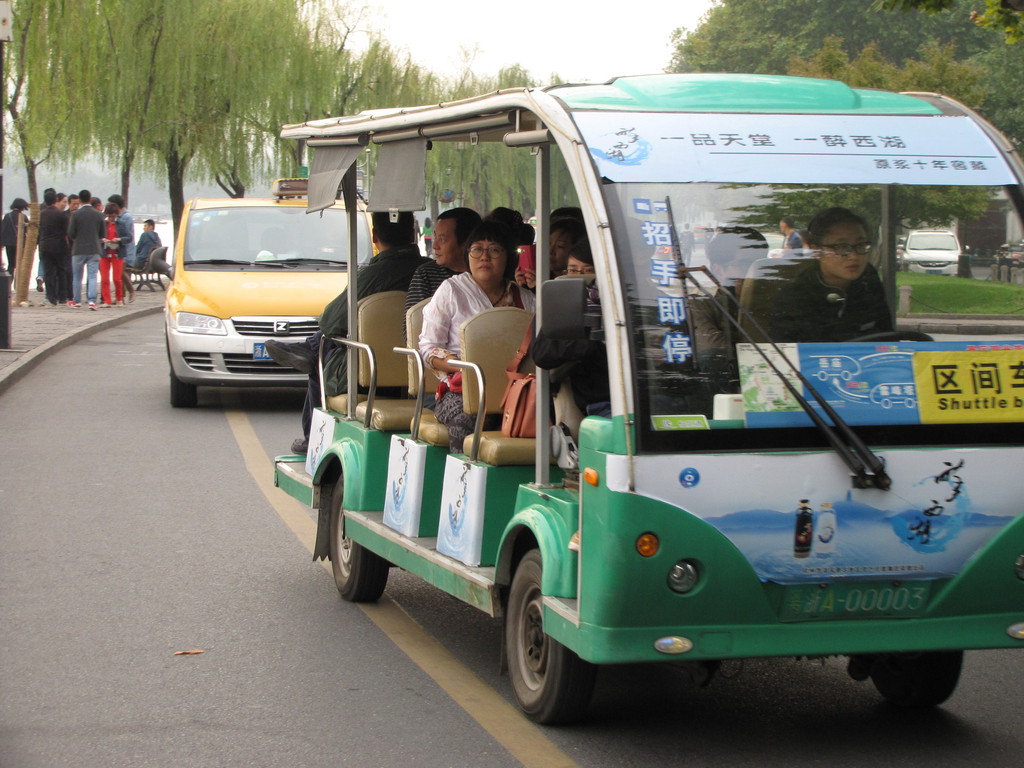 西湖攻略:西湖观光车在哪里买票?