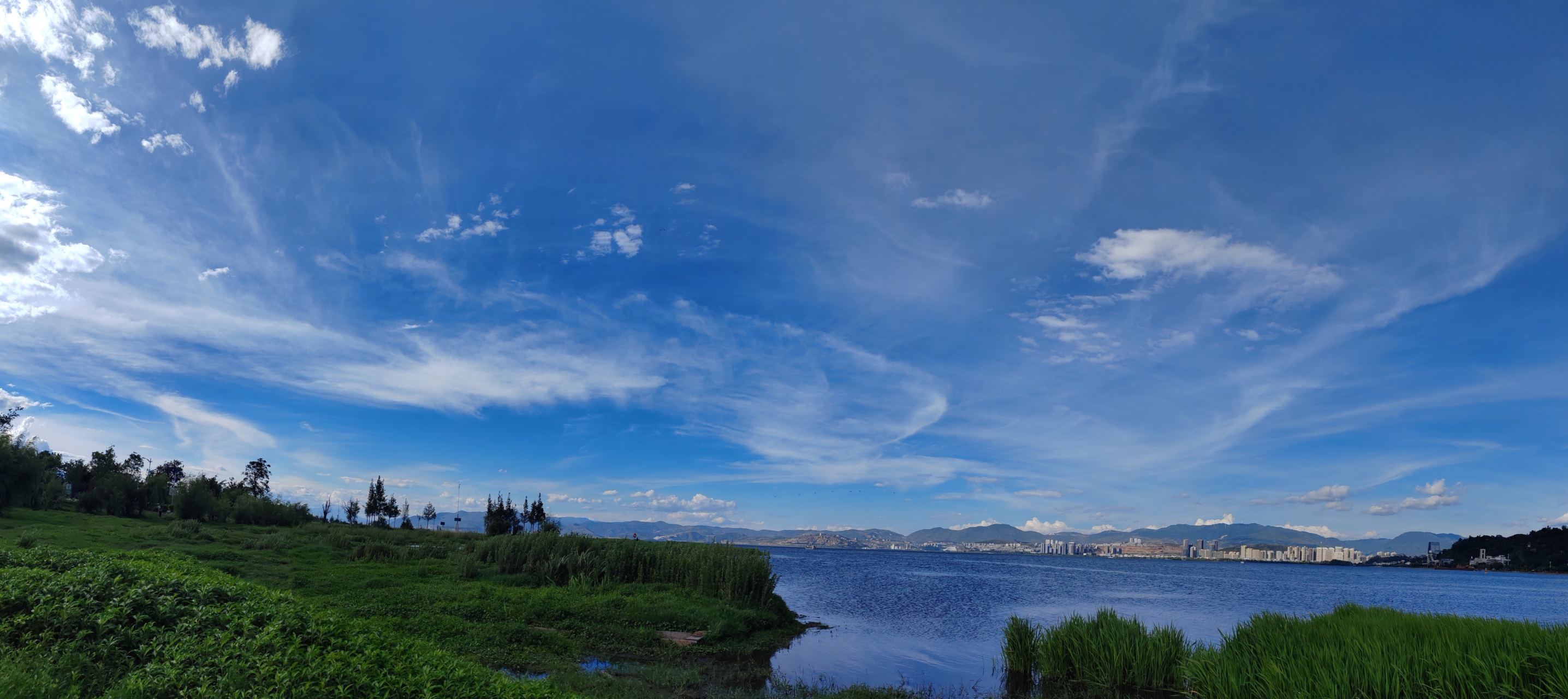 苍山洱海全景图图片