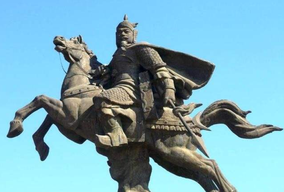 他是中国第一猛将,死后被老百姓奉为神明,无人敢盗其墓!