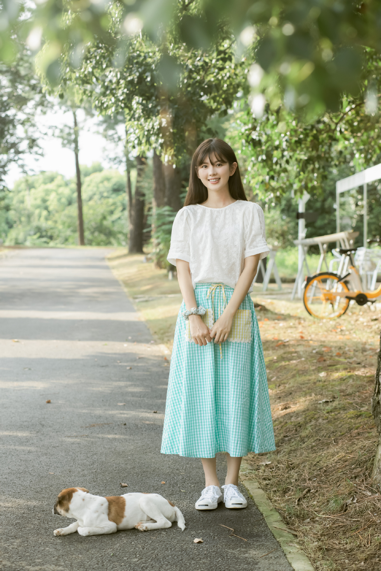 "美少女"钟恩淇:甜美迷人,清纯靓丽