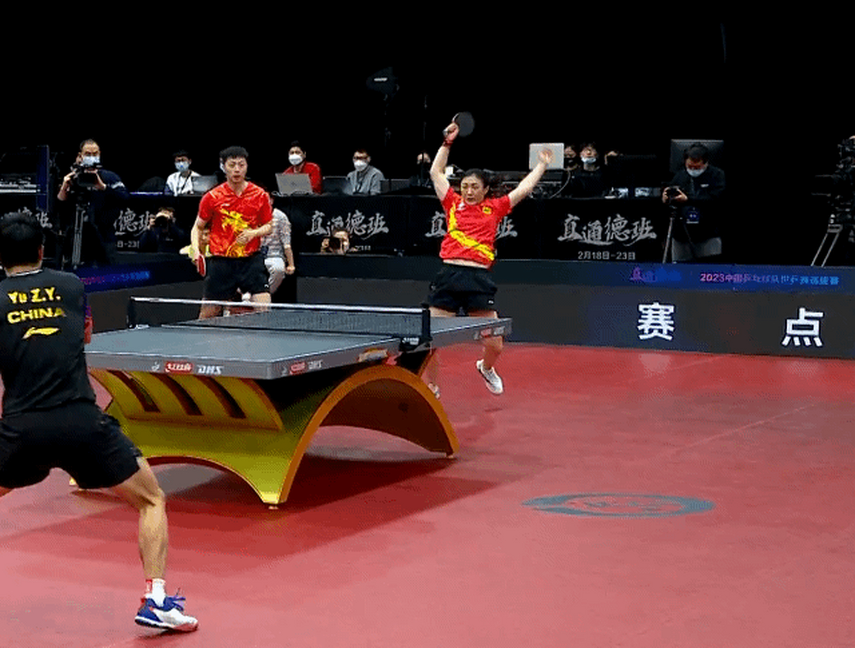 gif创作人# 梦龙组合,快乐乒乓球99