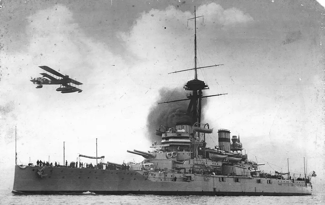 舰船欣赏:巴西海军 米纳斯吉拉斯级战列舰