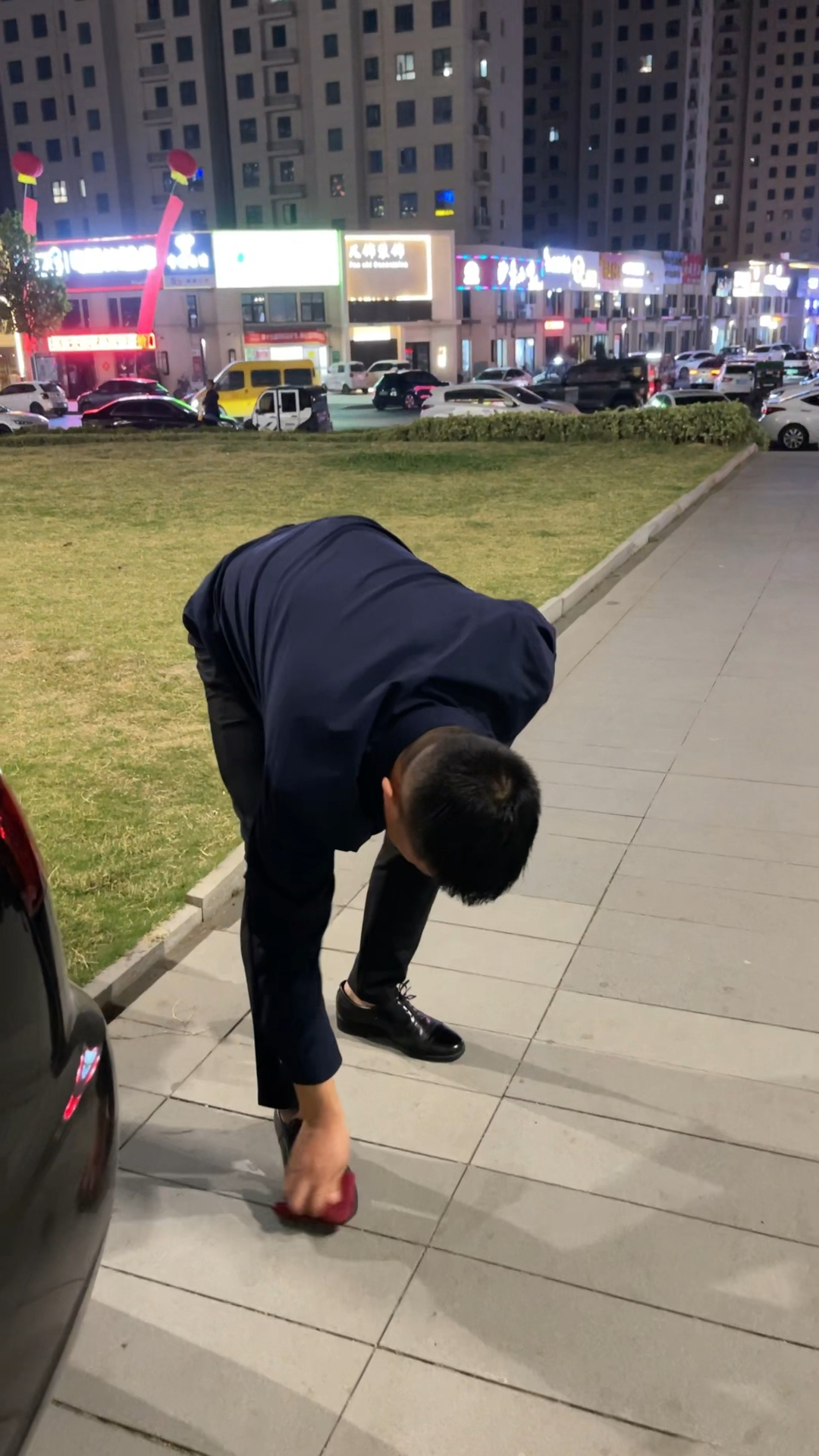 成熟男人都该给自己整一件重生之当个领导感受一下