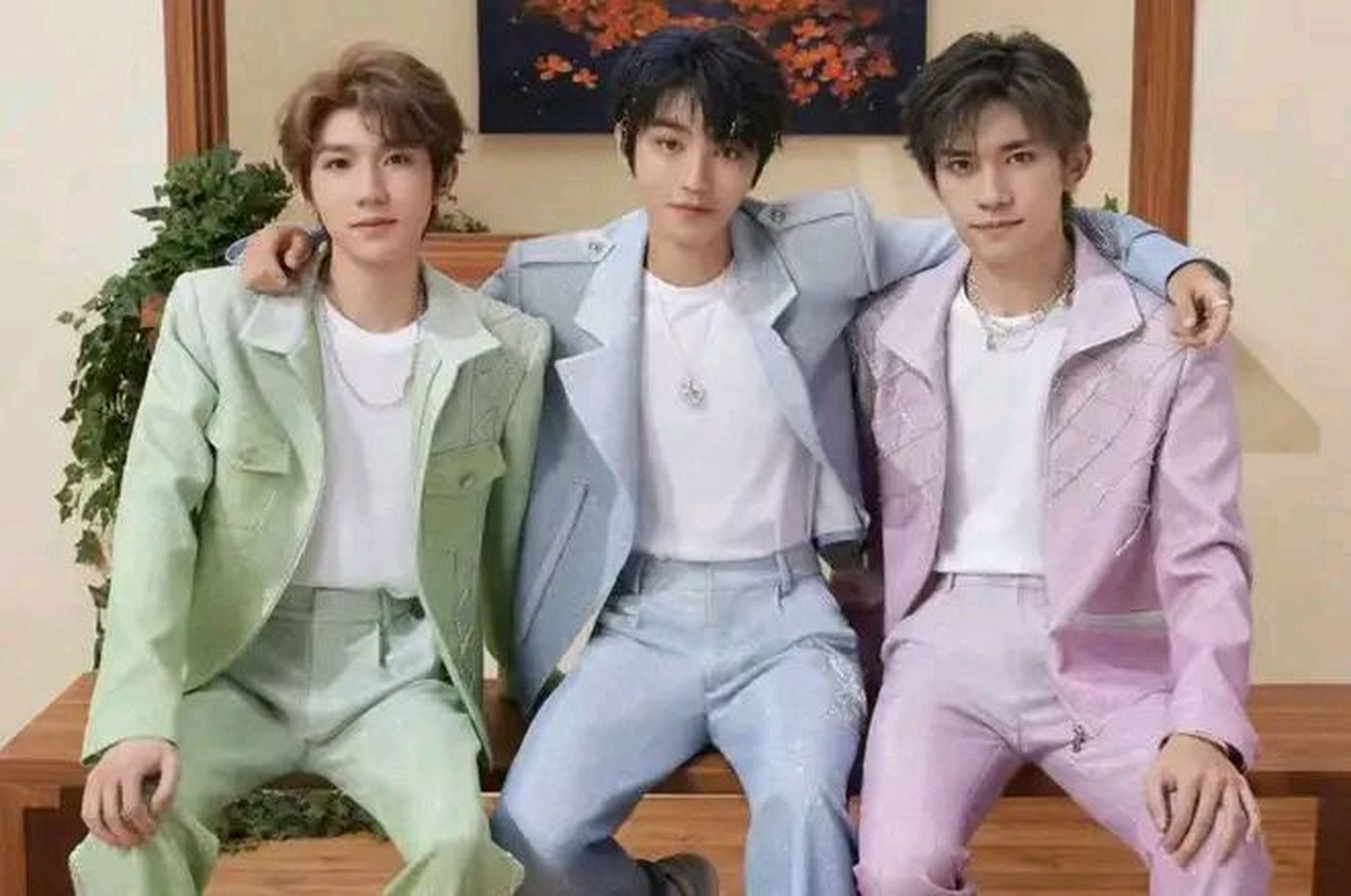 tfboysicon十周年之约演唱会如期举行,其火爆程度超乎想象,尤其是当