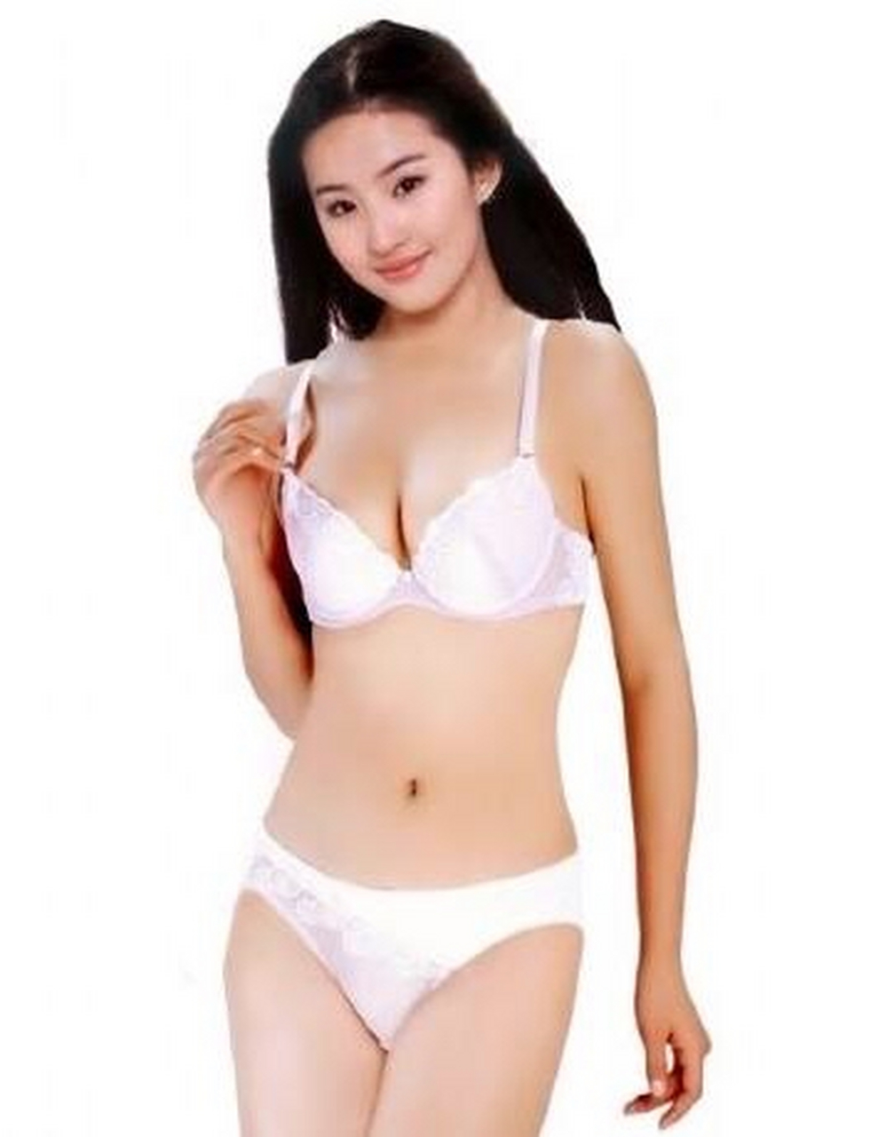 瓜圈女星写真大赏# 刘亦菲罕见18岁泳装照,青涩与性感并存.