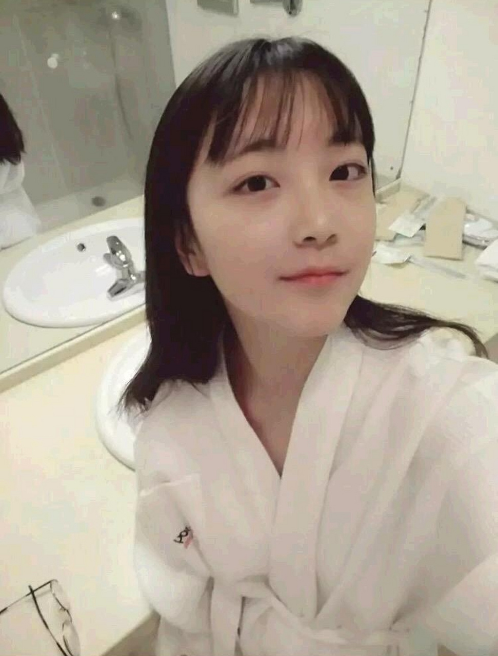 又要分开了,女朋友都有点依依不舍的感觉.