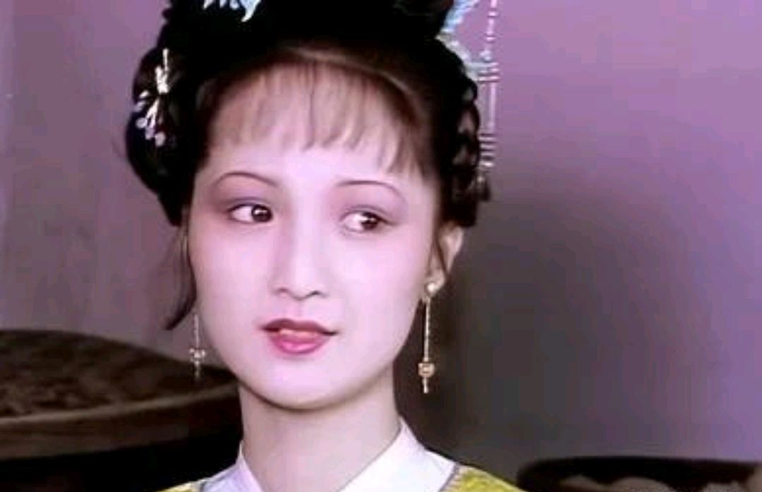 红楼梦:会看眉眼高低,能力不亚平儿,揭秘凤姐丫鬟丰儿