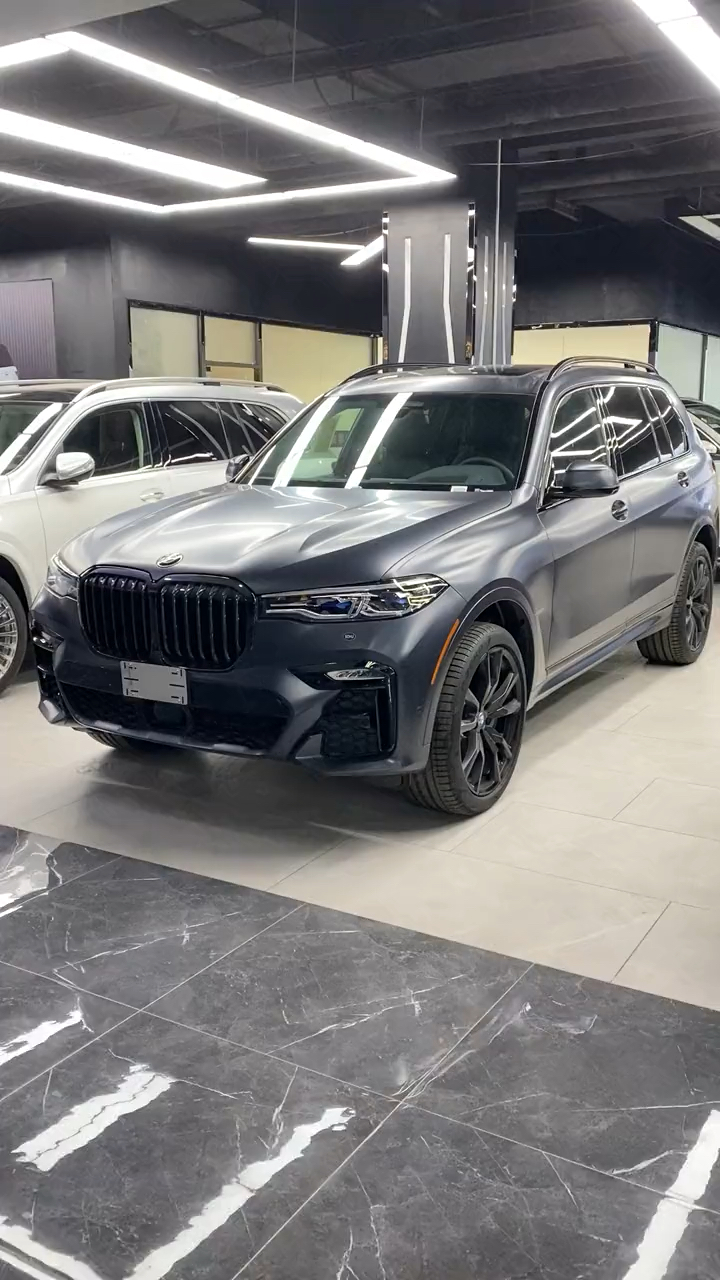 暗影限量磨砂版2022款宝马x7下跌10w你还会选择它吗