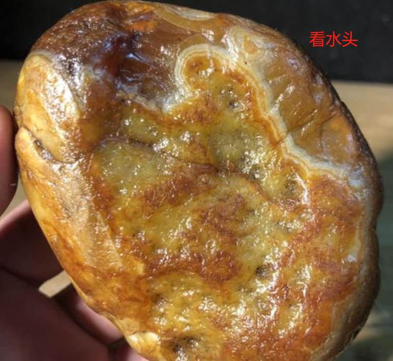 怎样辨别是不是玛瑙原石