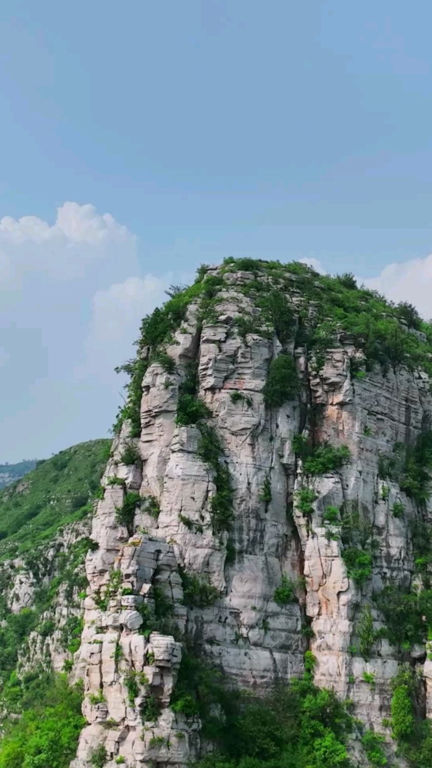 航拍章丘大寨山的鬼斧神工,大自然太神奇了-度小视