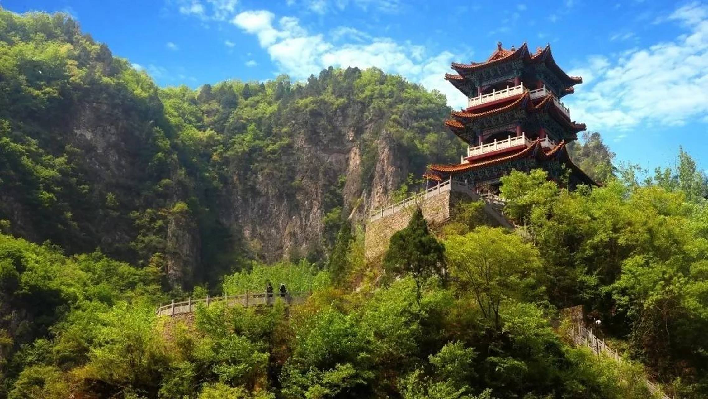 河南焦作修武县的净影寺地处峡谷之中,峡谷即为净影大峡谷.