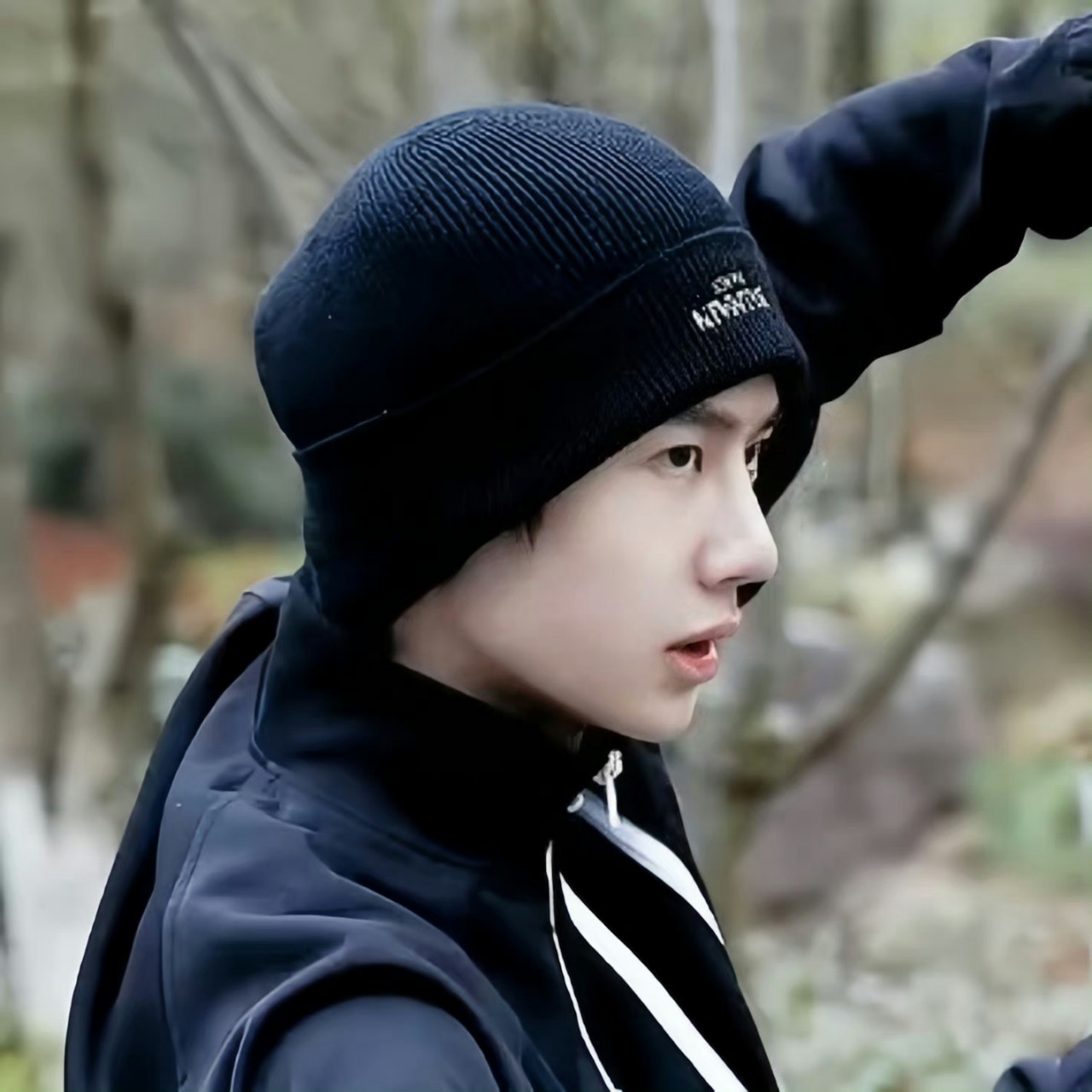 白白嫩嫩的王一博,苹果头好可爱啊[大笑] #王一博