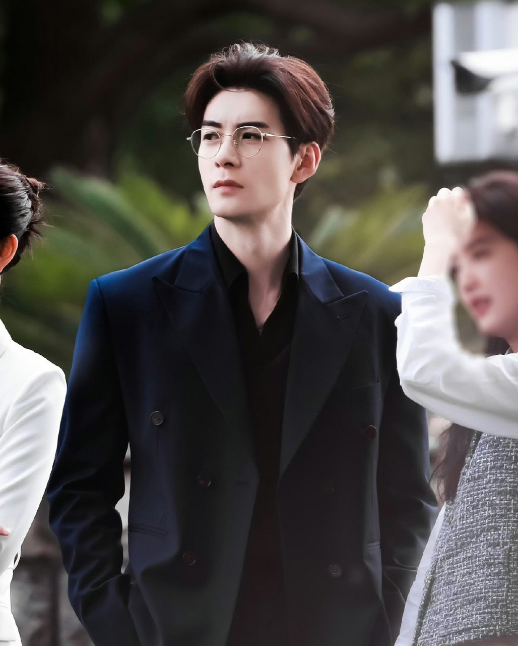 [色] 陈星旭和宋茜合作的现偶《你也有今天》出路透了,饰演的钱恒律师