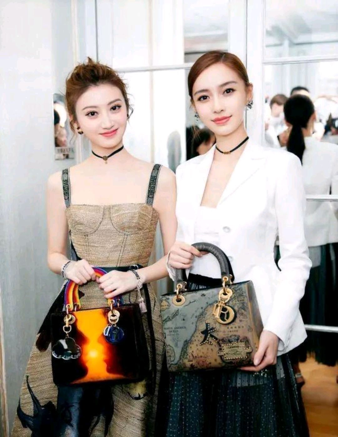 "同框即秒杀",本以为范冰冰已经很美,看到景甜:不愧是富贵花