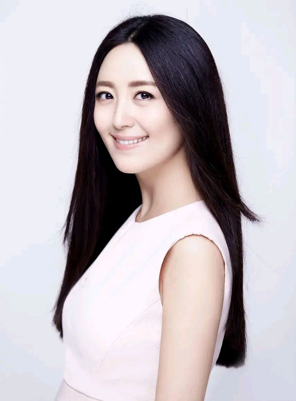 演员杨童舒,身材好,气质优雅