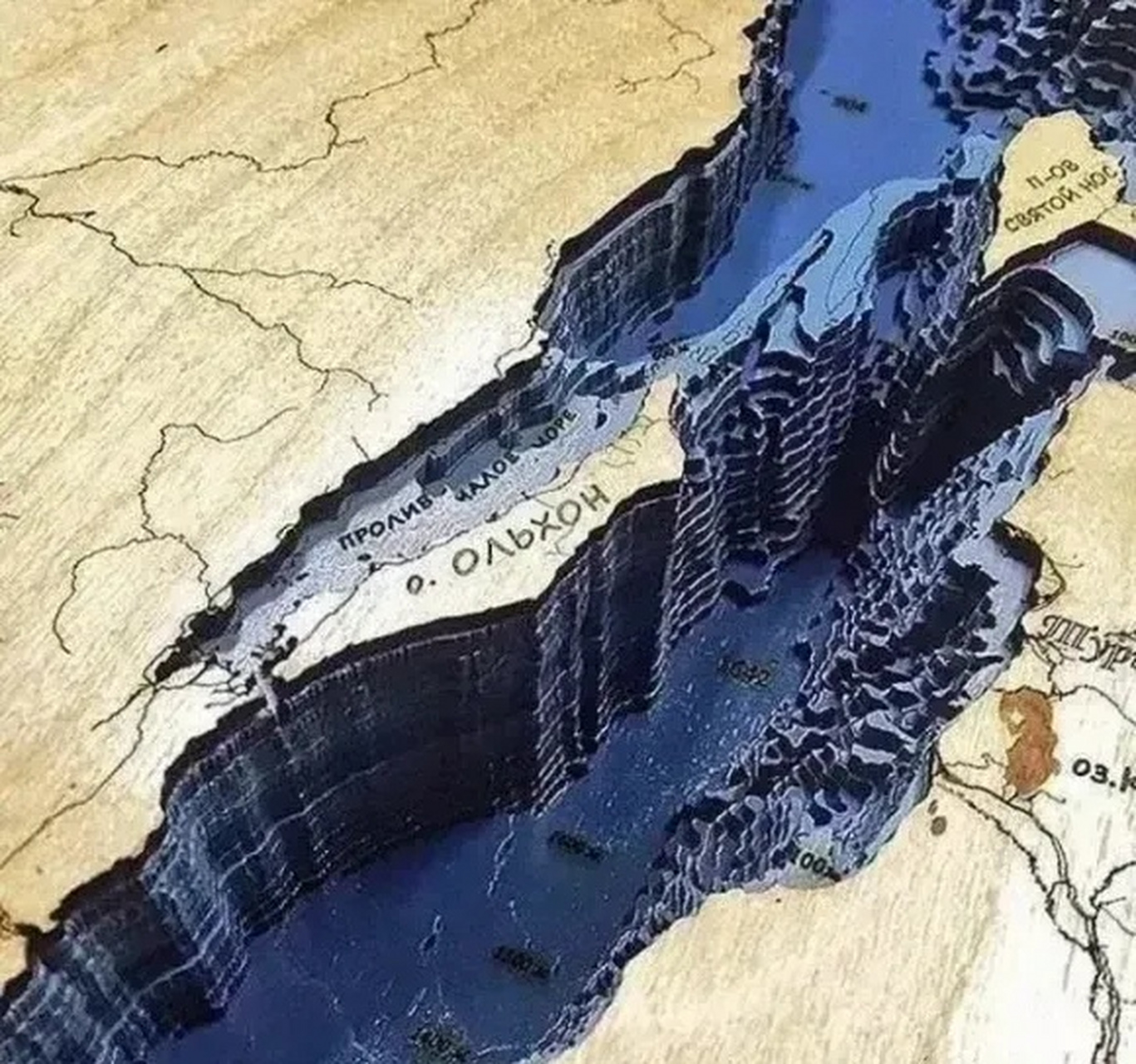 为什么说贝加尔湖是湖中怪兽? 因为实在太深太大了.