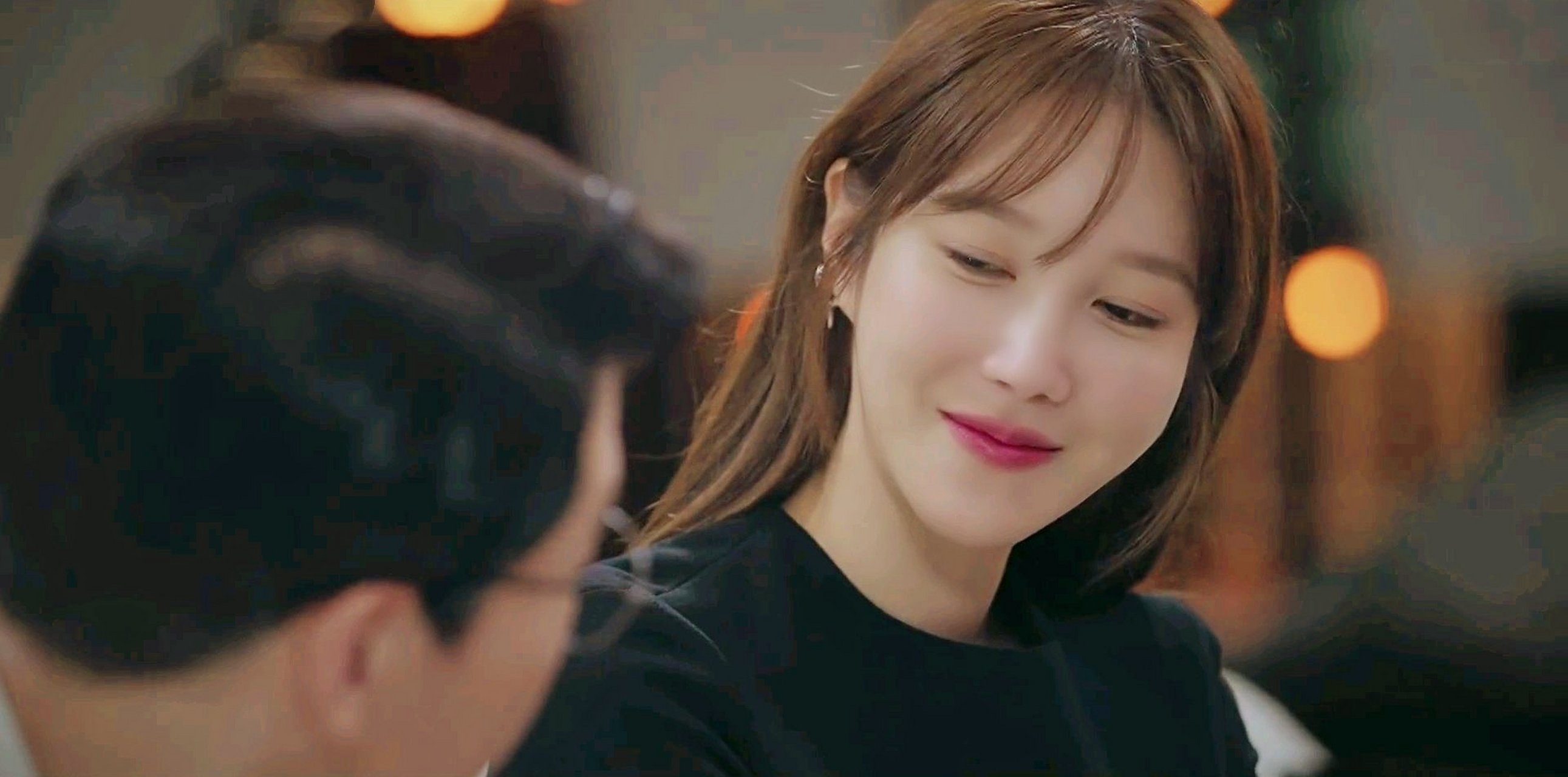 韩剧《顶楼》中的闵雪雅怎么复活的?