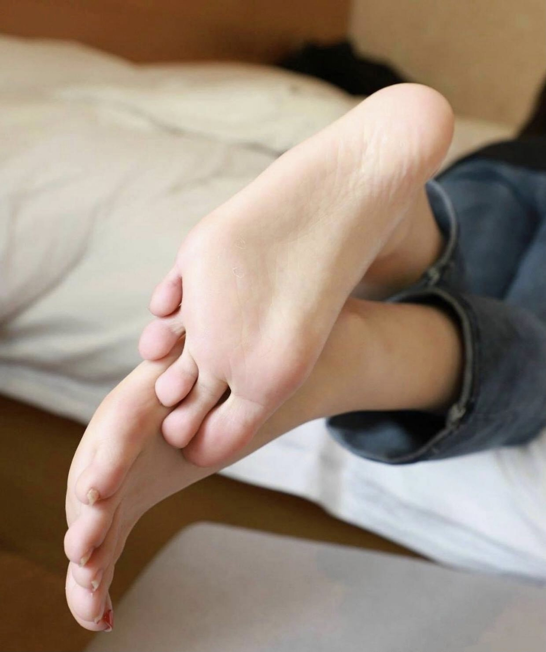最美脚丫# 每天要保持适当的运动,提高脚底板的健康哦.