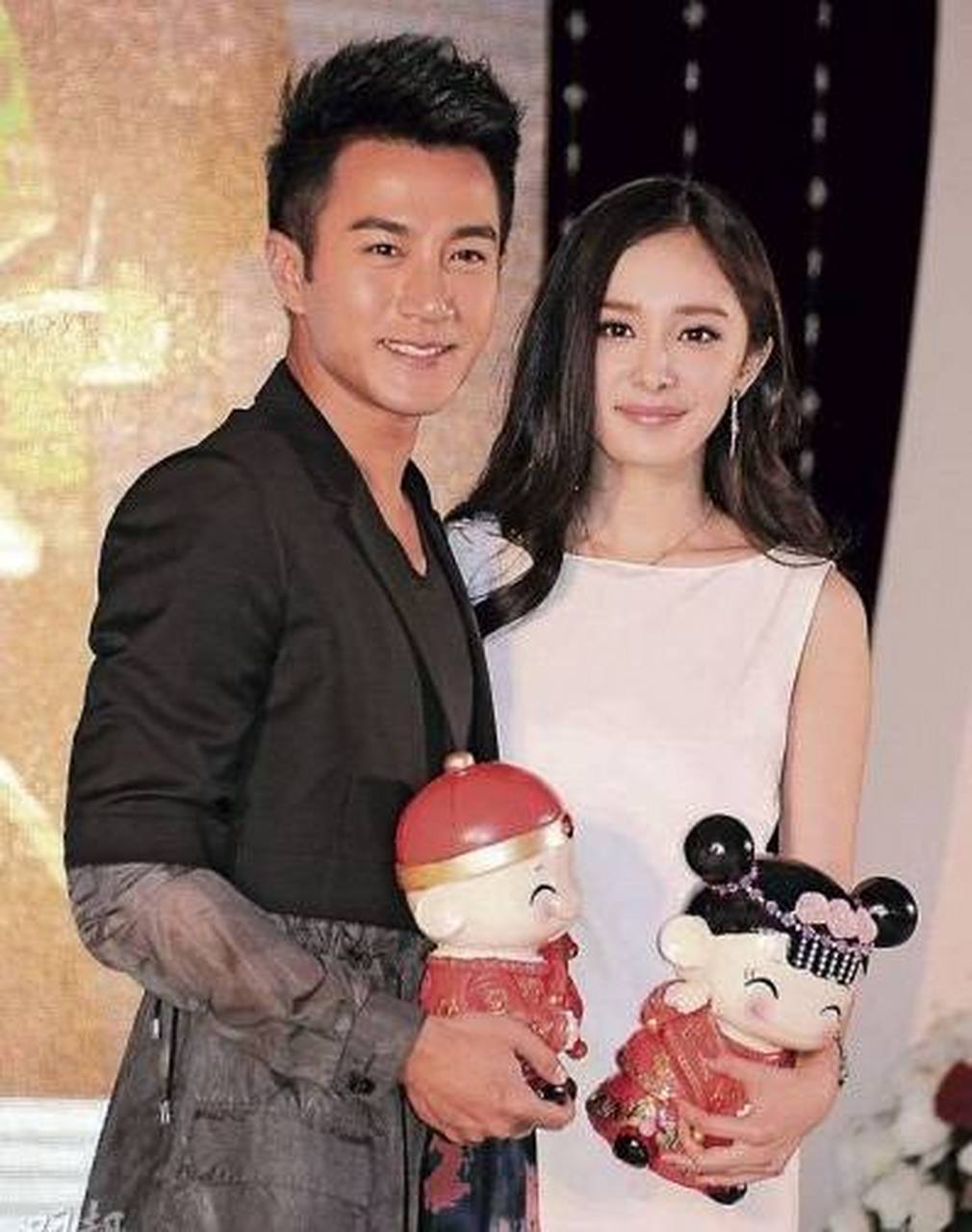 杨幂陈凯威离婚了 佟丽娅陈思成离婚了 赵丽颖冯绍峰离婚了 黄晓明