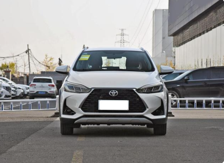yaris l l致炫和大众 polo,车主最终选择yaris l l致炫,为什么