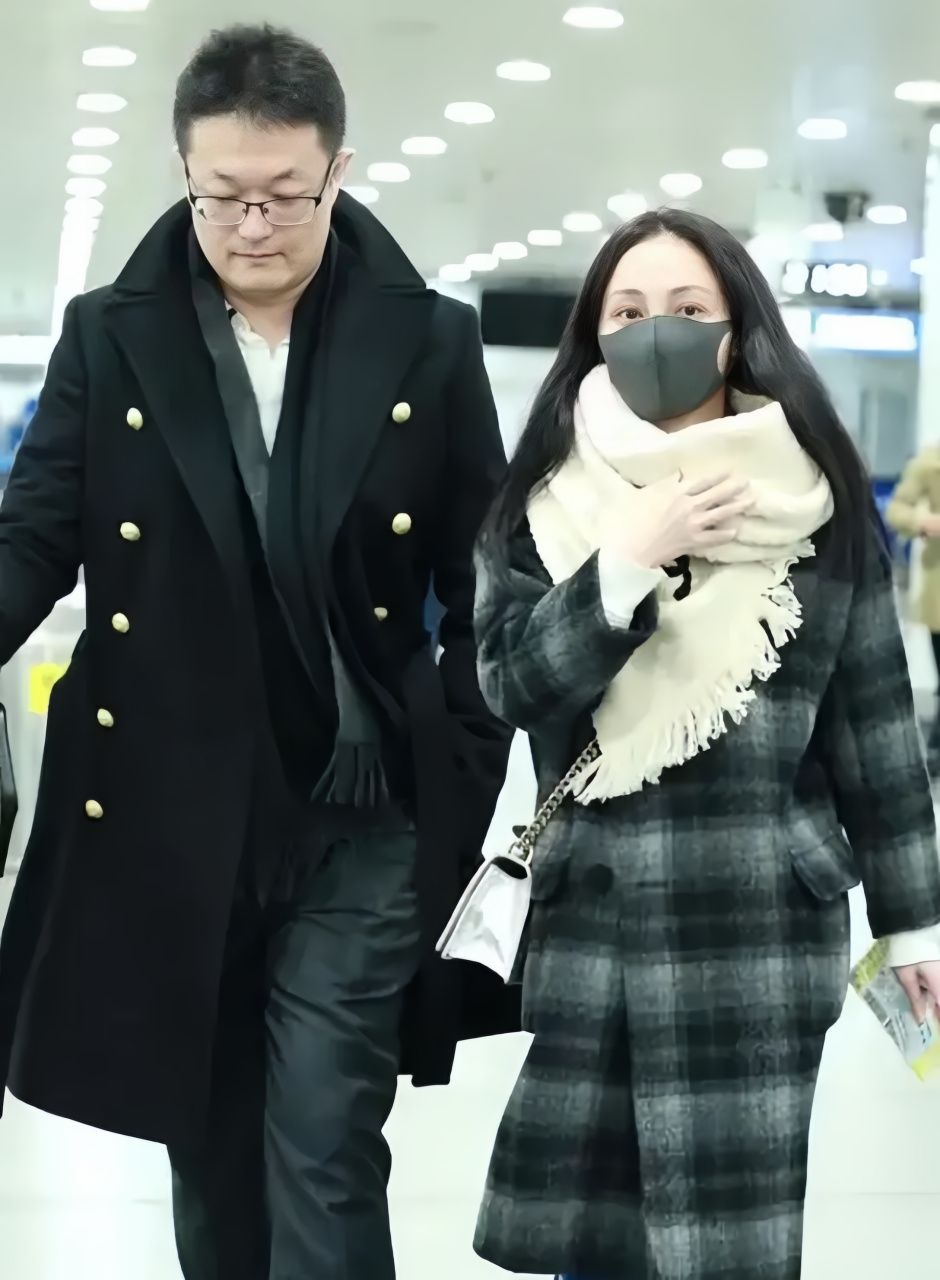 姚笛的婚姻非常成功的,她和丈夫过得非常幸福美满