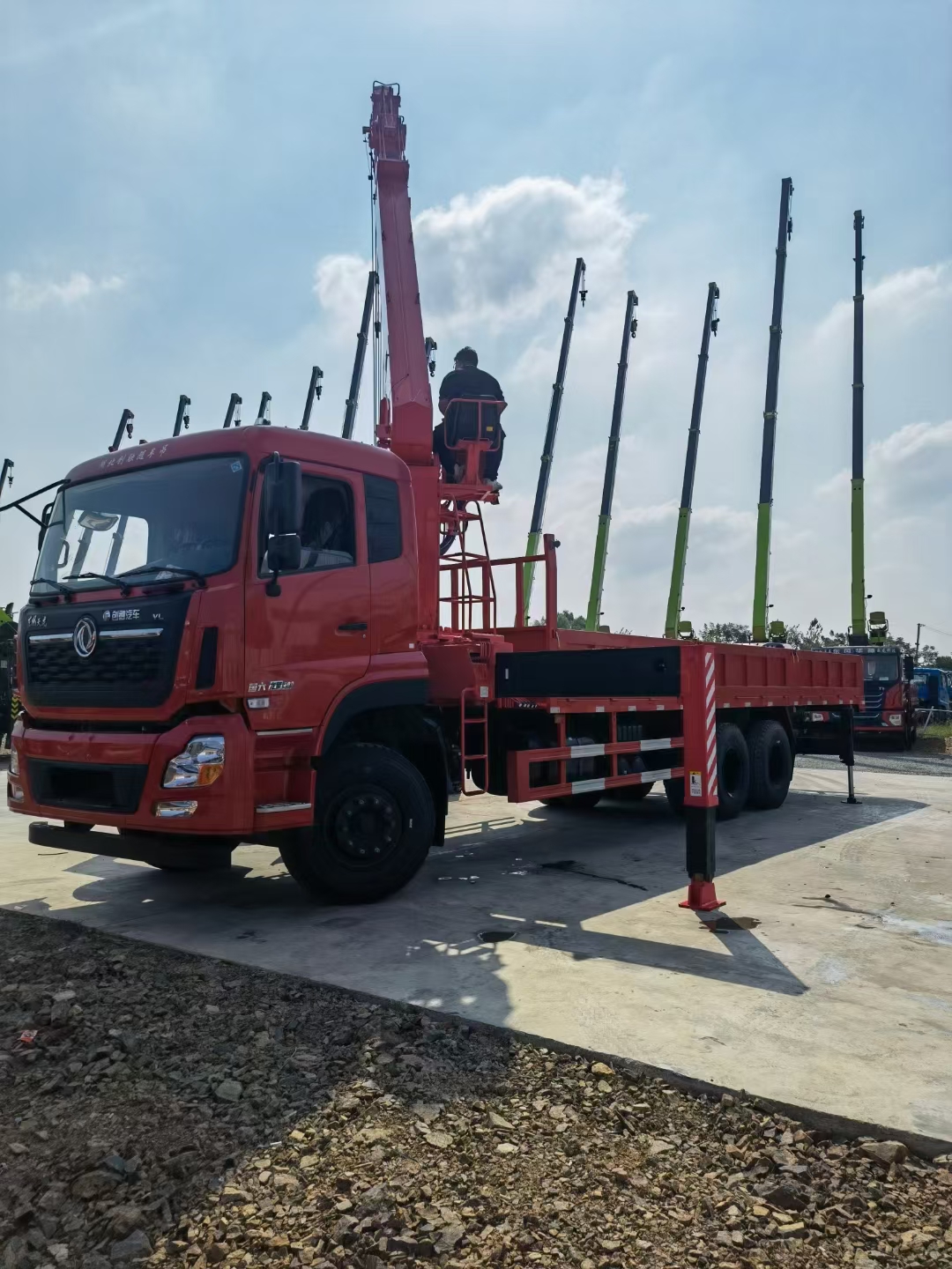 古河随车吊配置高端,价格略高,但性能卓越!