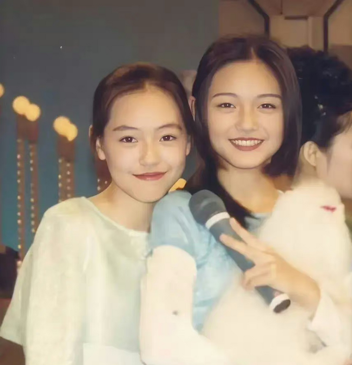 大s曾说自己小时候因为太漂亮,小学时就被大学男生追求,她吐槽说自己