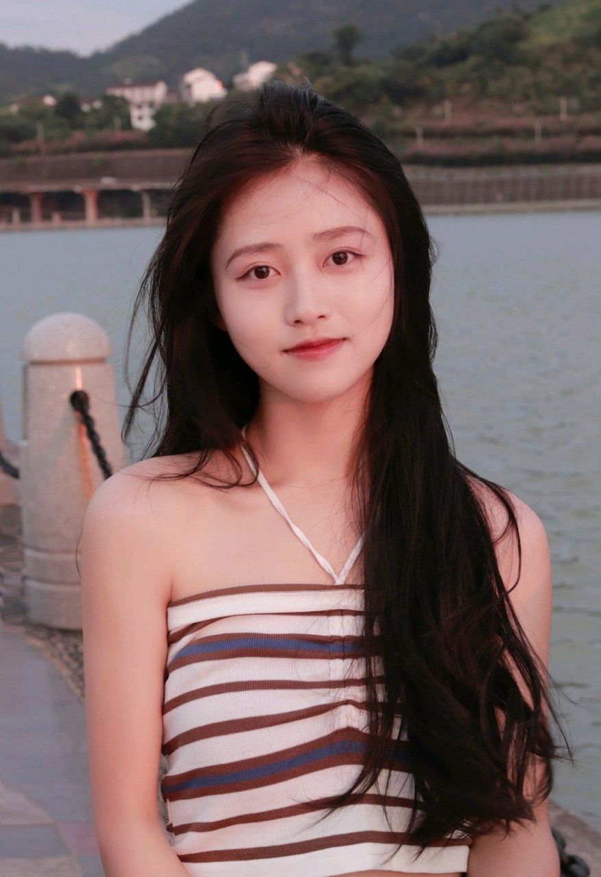 长发美女写真～追赶日落的女神 (模特:任万万)