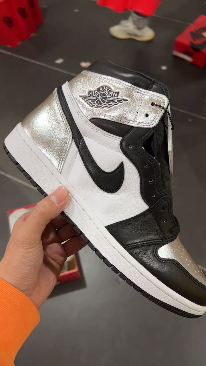 aj1黑银带小蛮腰细节鉴赏