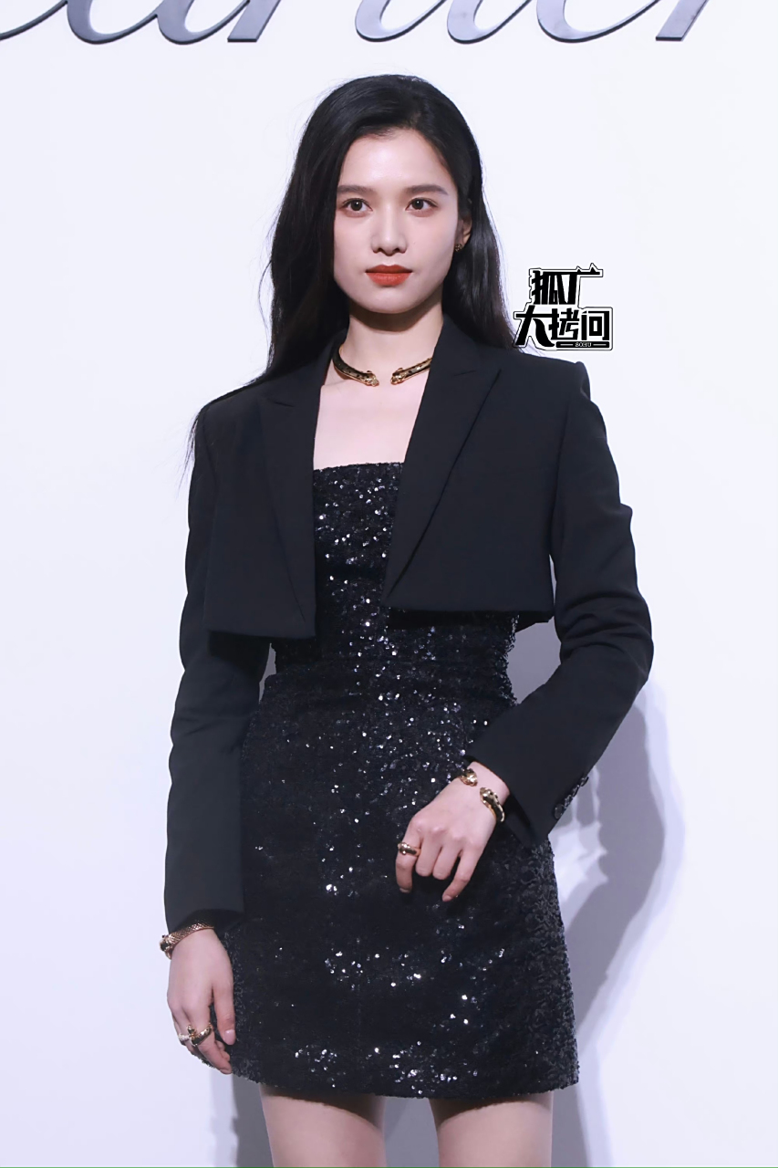 张婧怡 一字带高跟凉鞋[爱你] #张婧仪