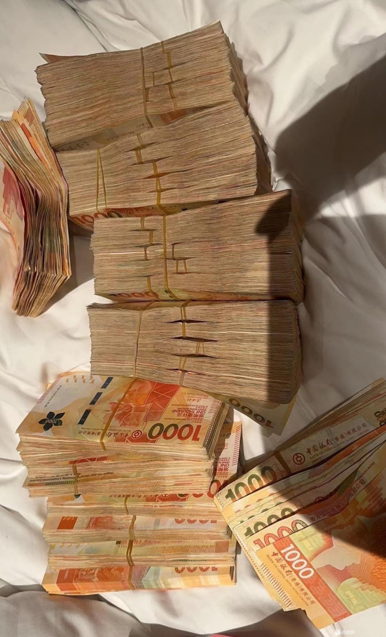 上个月去澳门赢得,一千赢了一万块,本来赢了钱想吃